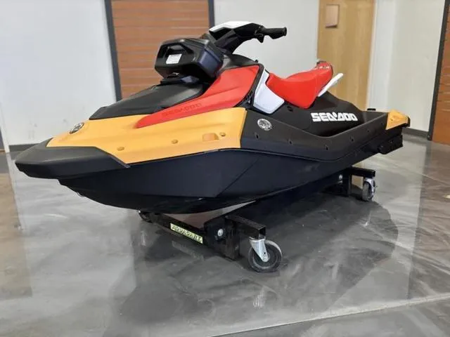Slide: The Image of Sea-Doo 00064SB00 2025 - 4