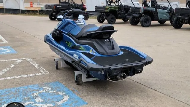 Slide: The Image of Yamaha VX Cruiser HO 2025 - 14