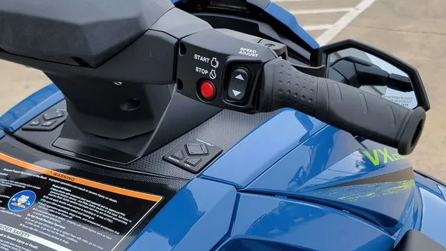 Slide: The Image of Yamaha VX Cruiser HO 2025 - 18