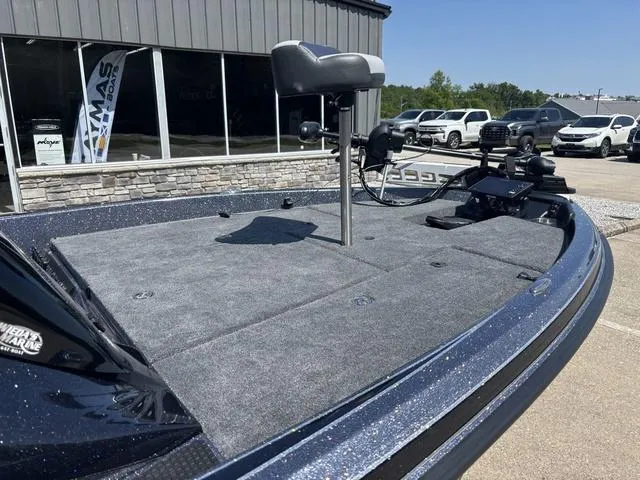 Slide: The Image of Phoenix Bass Boat 818 Pro 2026 - 7