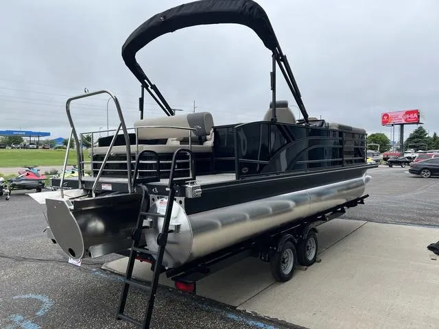 Slide: The Image of Bennington 22 SSB Tritoon Pontoon 2025 - 5