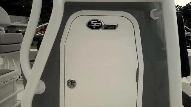 Slide: The Image of Sea Pro 225FLX Sandbar 2025 - 2