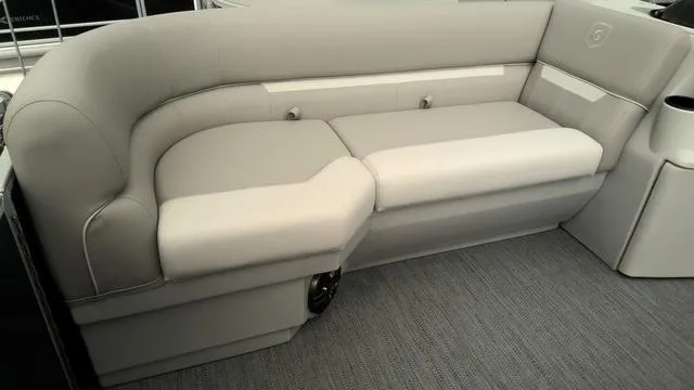 Slide: The Image of Godfrey Xperience 2286 SBX Sport Tube 27 In. Package} 2025 - 4