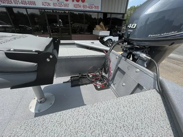 Slide: The Image of War Eagle 648VS Deluxe 2025 - 8