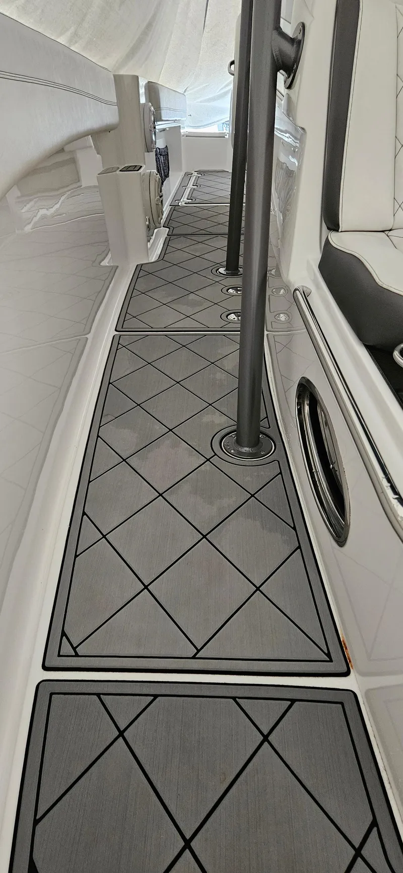 Slide: The Image of Nor-Tech 340 Sport Open Center Console 2017 - 12