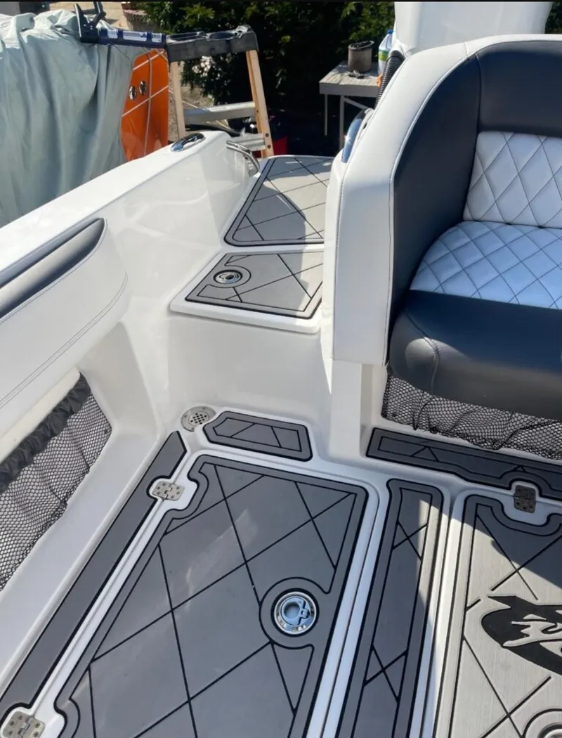 Slide: The Image of Nor-Tech 340 Sport Open Center Console 2017 - 22