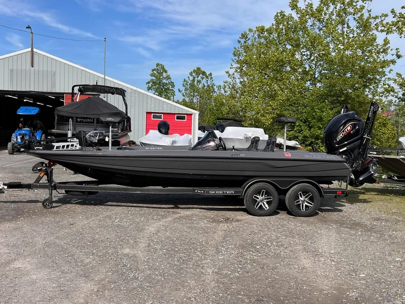 Slide: The Image of Skeeter ZXR21 2025 - 10