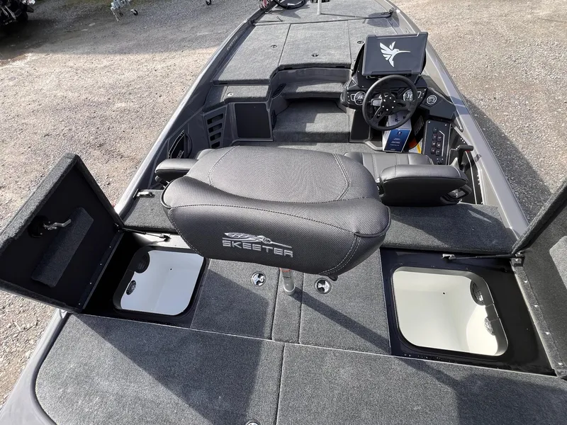 Slide: The Image of Skeeter ZXR21 2025 - 16