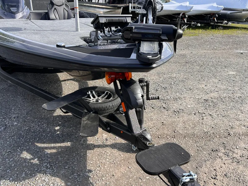 Slide: The Image of Skeeter ZXR21 2025 - 18