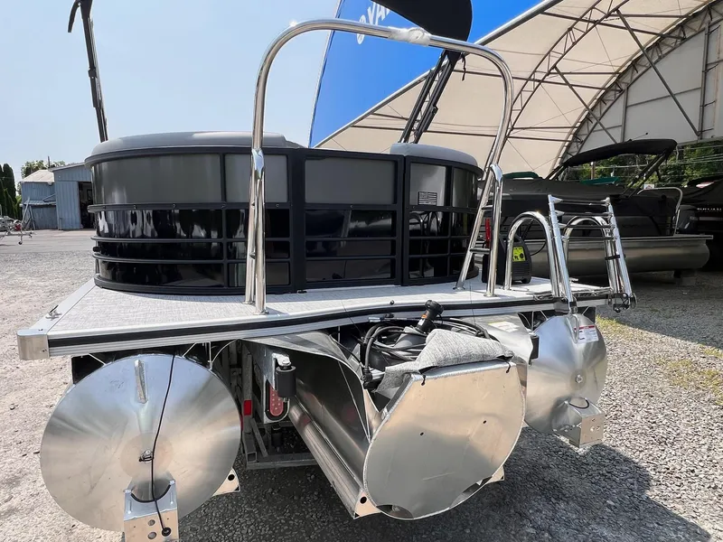 Slide: The Image of Berkshire CTS Series 22RFX CTS 2025 - 13