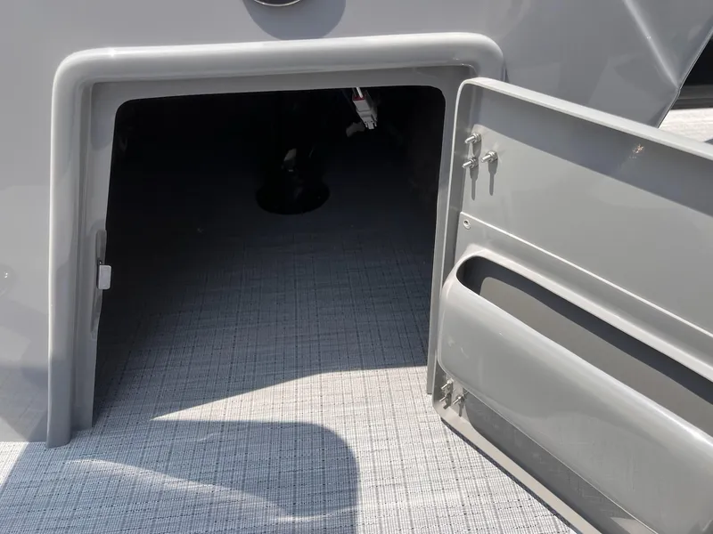 Slide: The Image of Berkshire CTS Series 22RFX CTS 2025 - 25