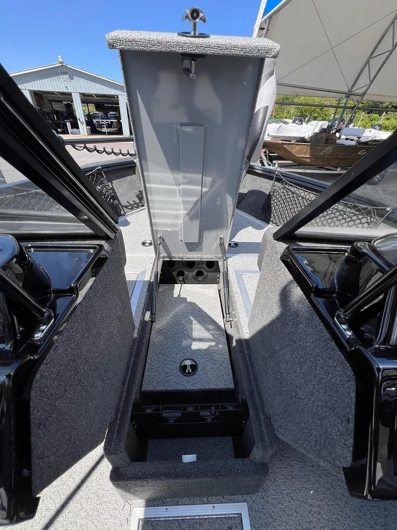 Slide: The Image of Starweld Flex Pro 17DC 2025 - 13