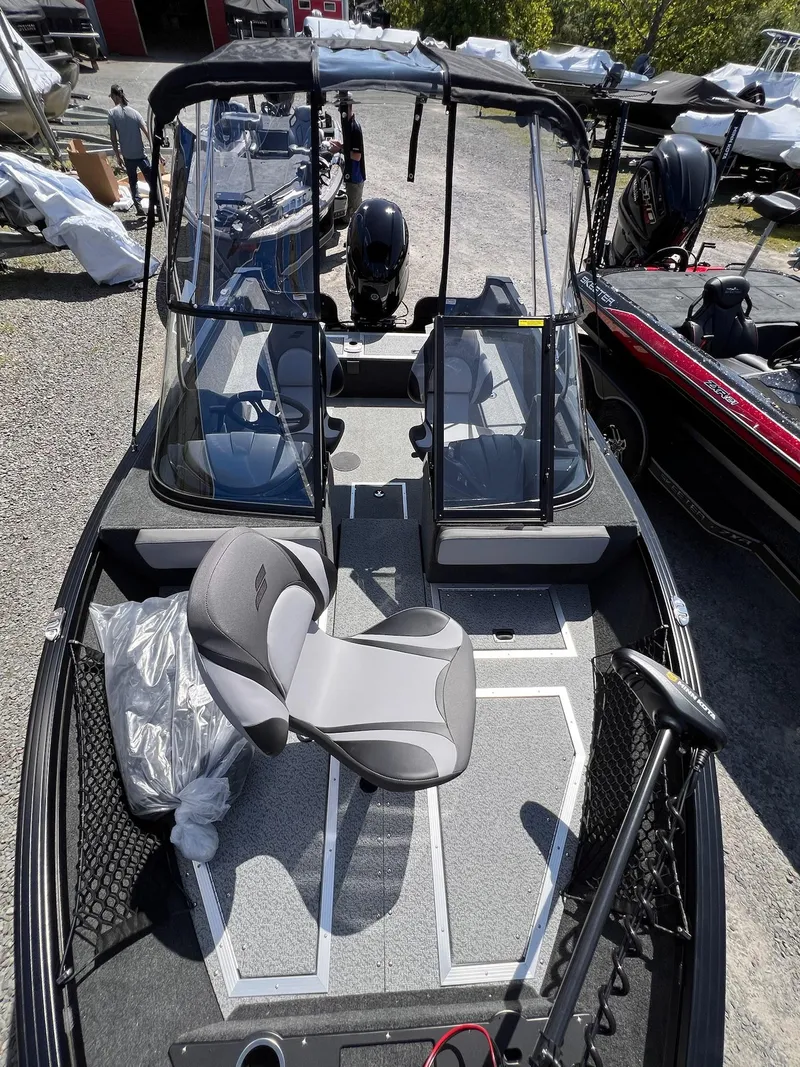 Slide: The Image of Starweld Flex Pro 17DC 2025 - 17