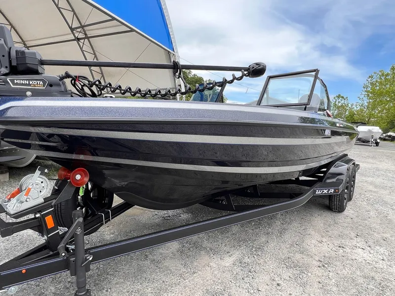 Slide: The Image of Skeeter WXR2260 2025 - 19