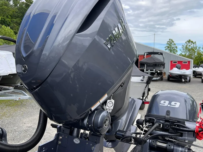 Slide: The Image of Skeeter WXR2260 2025 - 31