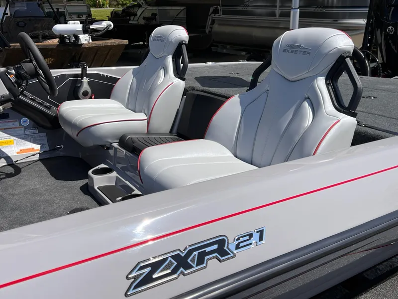 Slide: The Image of Skeeter ZXR21 2025 - 17