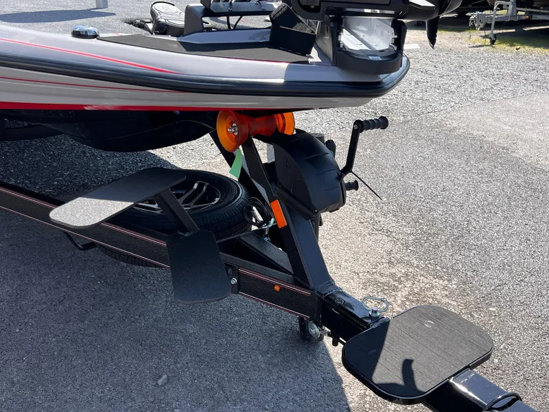 Slide: The Image of Skeeter ZXR21 2025 - 25