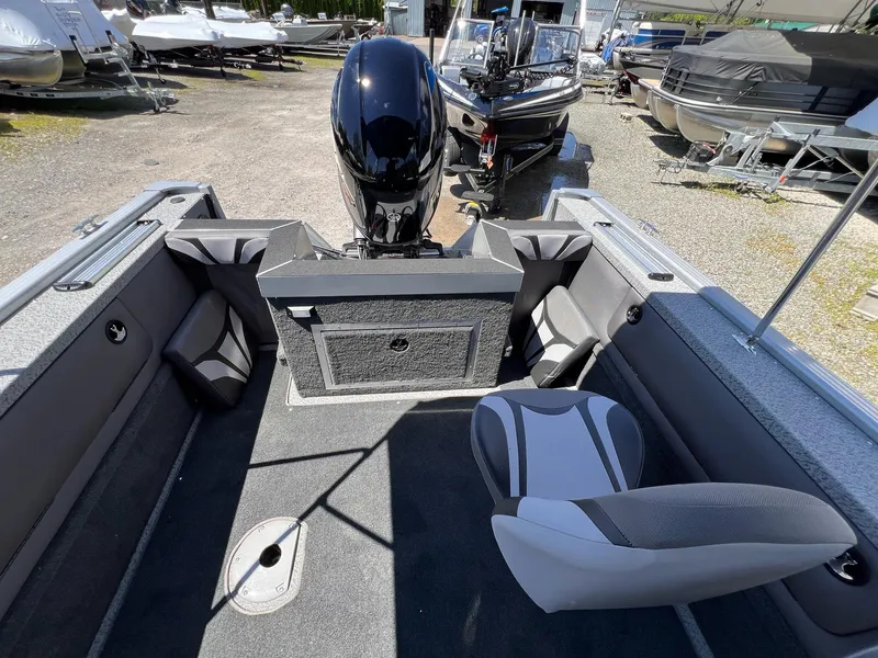 Slide: The Image of Starweld Fusion Pro 18 DC 2025 - 20