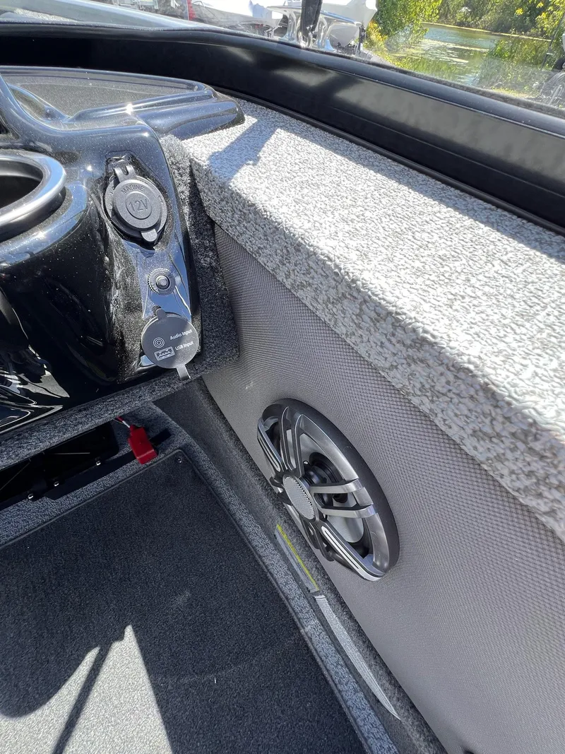 Slide: The Image of Starweld Fusion Pro 18 DC 2025 - 5