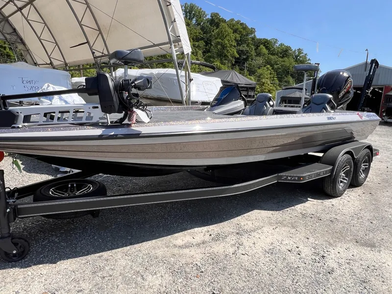 Slide: The Image of Skeeter ZXR21 2025 - 10