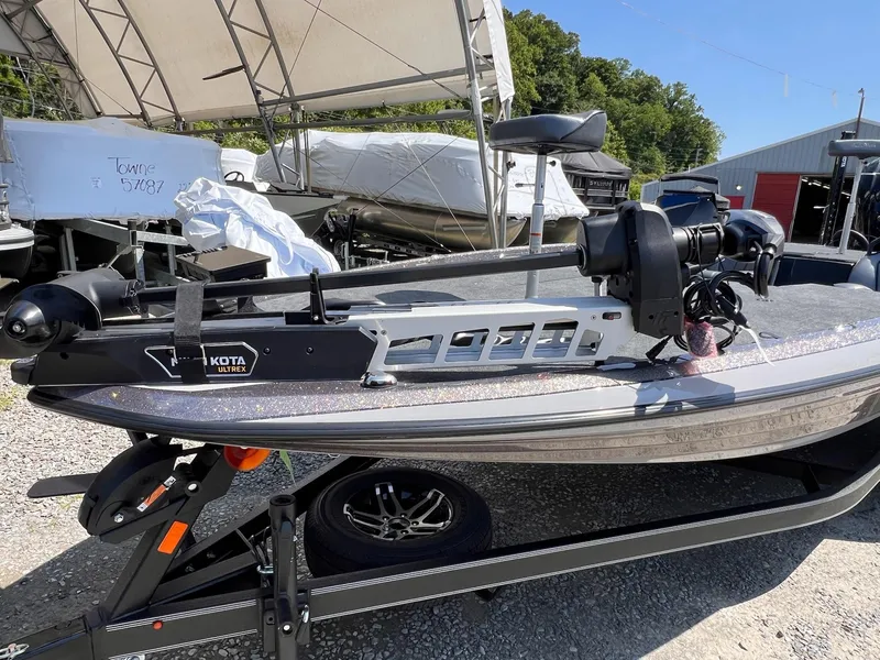 Slide: The Image of Skeeter ZXR21 2025 - 12