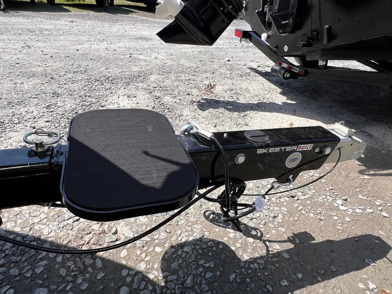 Slide: The Image of Skeeter ZXR21 2025 - 17