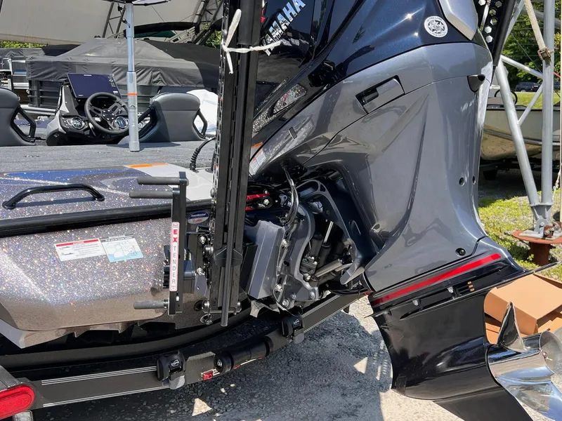 Slide: The Image of Skeeter ZXR21 2025 - 3