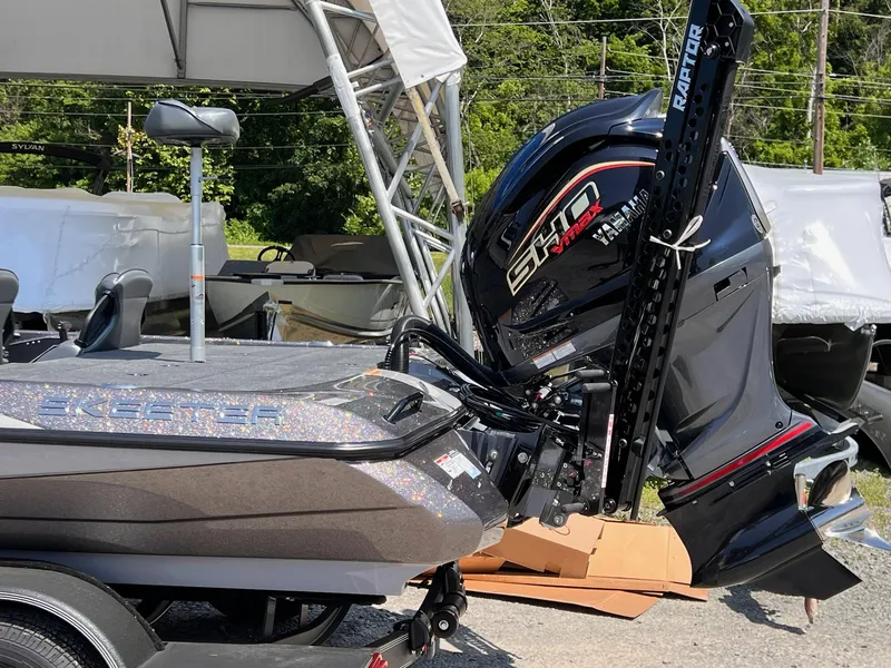 Slide: The Image of Skeeter ZXR21 2025 - 42