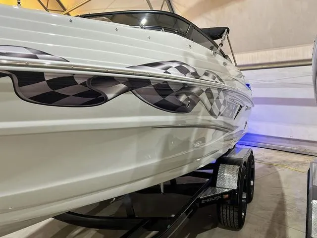 Slide: The Image of Crownline Boats 240 SS LPX 2024 - 13