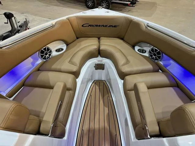Slide: The Image of Crownline Boats 240 SS LPX 2024 - 5