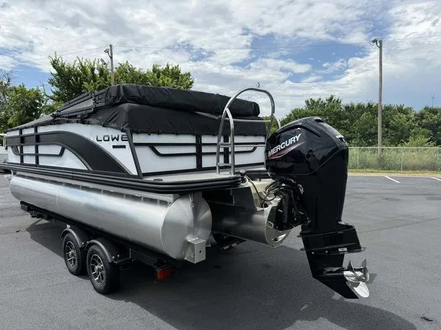 Slide: The Image of Lowe SF212 WT 2025 - 4