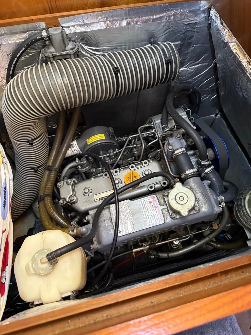 Slide: The Image of Engine compartment of a 2000 Jeanneau Sun Odyssey 36.2 sailboat. - 33