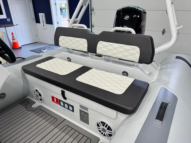 Slide: The Image of Highfield Sport 460 2025 - 4