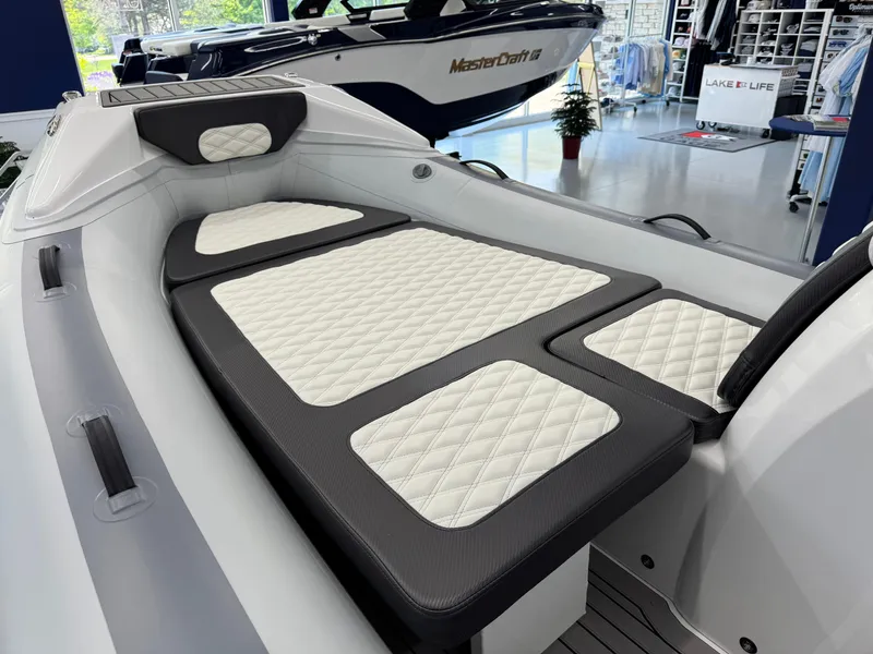 Slide: The Image of Highfield Sport 460 2025 - 5