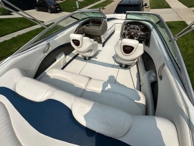 Slide: The Image of Crownline Boats 202 BR 2005 - 4