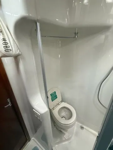 Slide: The Image of Carver Yachts 360 Sport Sedan 2004 - 12