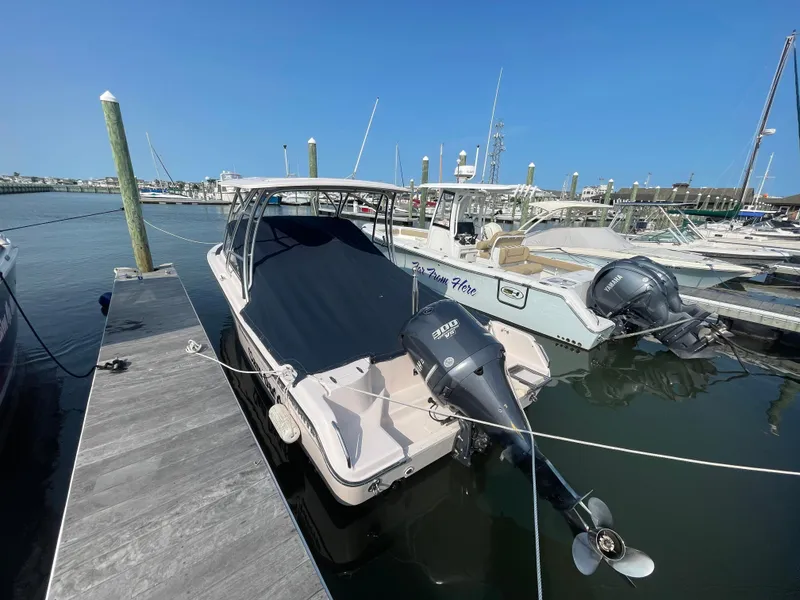 Slide: The Image of Grady-White Freedom 255 2014 - 50