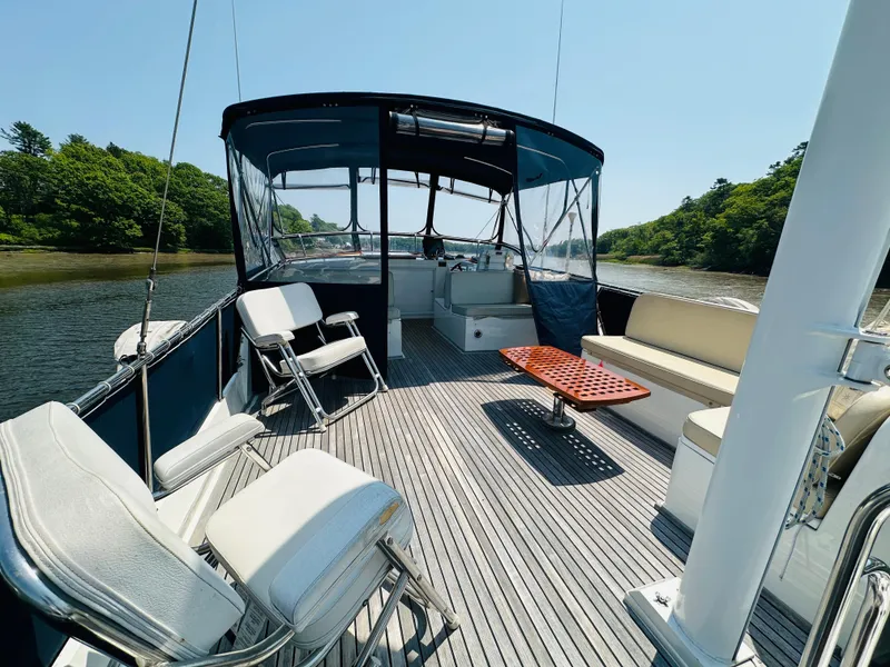 Slide: The Image of Grand Banks 49 Classic 1998 - 105