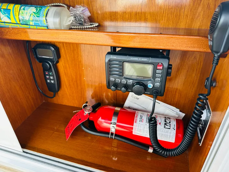 Slide: The Image of Grand Banks 49 Classic 1998 - 116