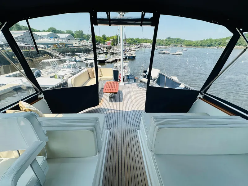 Slide: The Image of Grand Banks 49 Classic 1998 - 118