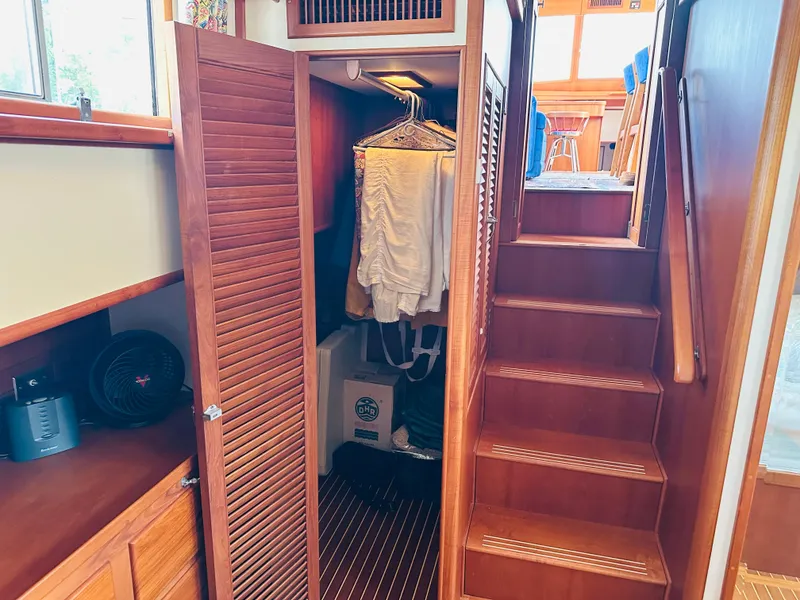 Slide: The Image of Grand Banks 49 Classic 1998 - 58