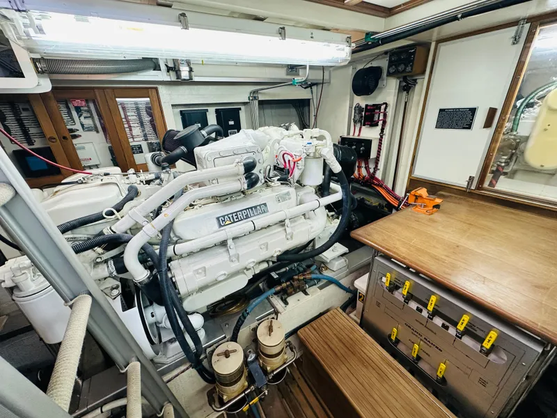 Slide: The Image of Grand Banks 49 Classic 1998 - 74