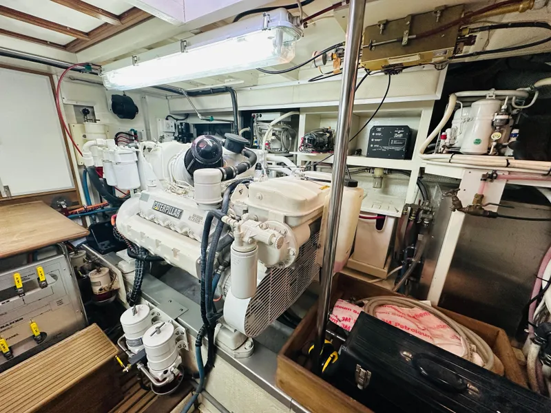 Slide: The Image of Grand Banks 49 Classic 1998 - 75