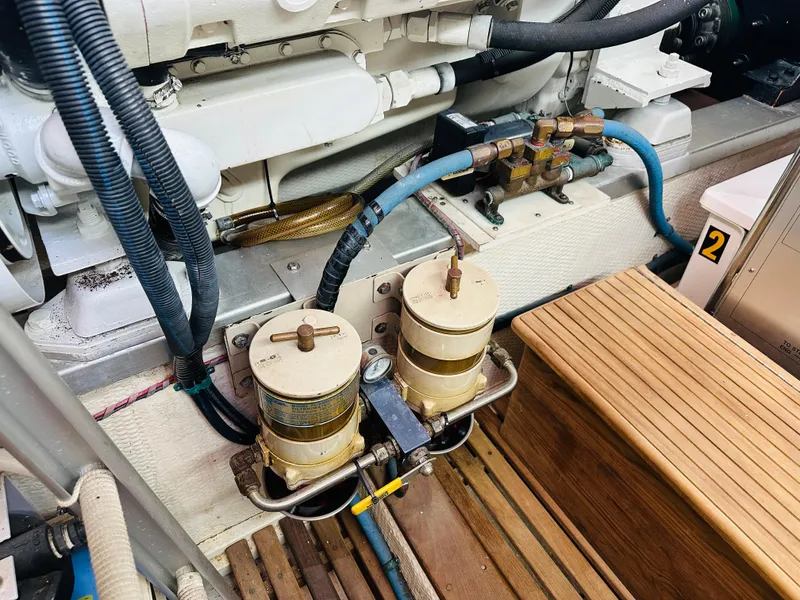 Slide: The Image of Grand Banks 49 Classic 1998 - 91