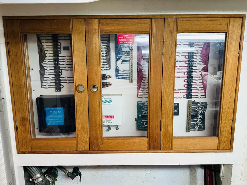 Slide: The Image of Grand Banks 49 Classic 1998 - 96