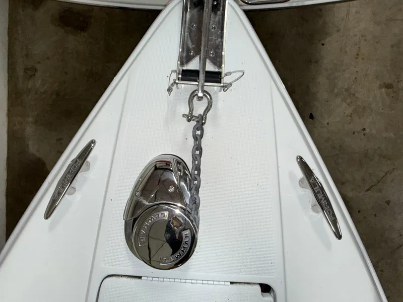 Slide: The Image of 2008 Formula 330 Sun Sport boat anchor system with chain and cleats. - 7