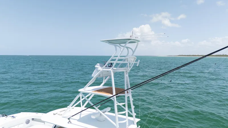 Slide: The Image of Freeman 43 boat tower against ocean backdrop, 2022 model. - 5