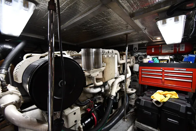 Slide: The Image of Carver Yachts 530 Voyager Pilothouse 1998 - 103