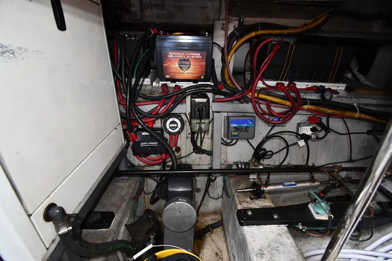 Slide: The Image of Carver Yachts 530 Voyager Pilothouse 1998 - 109