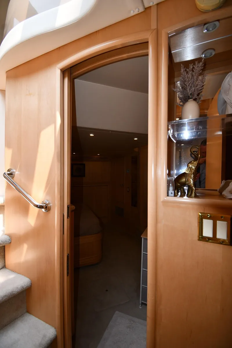 Slide: The Image of Carver Yachts 530 Voyager Pilothouse 1998 - 52